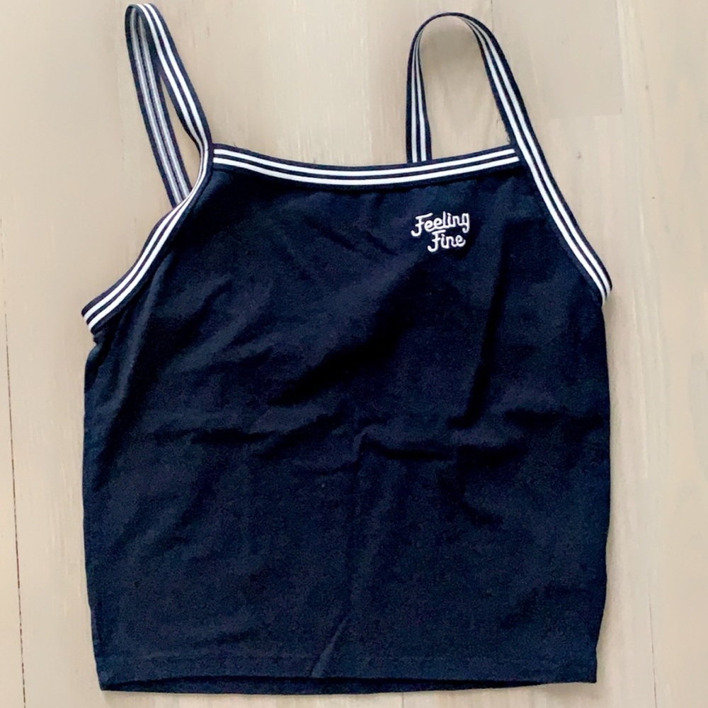 Feeling fine navy crop top